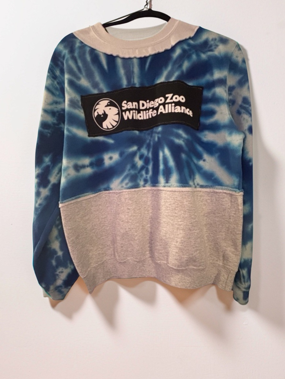 π¦ Refried Apparel x San Diego Zoo Upcycled Tie-Dye Sweatshirt M